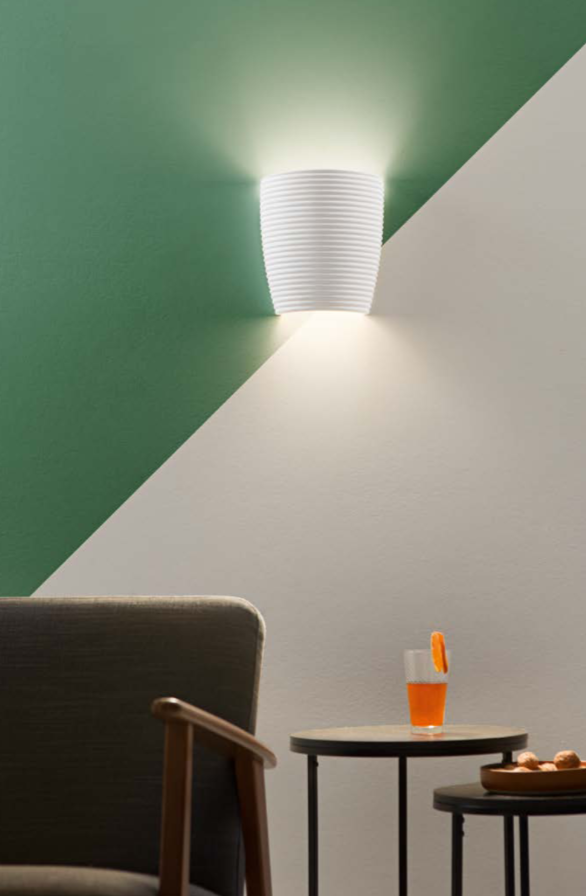 Applique rigato in gesso con linee orizzontali 2XE27 non incl. CORINTO Applique rigato in gesso con linee orizzontali 2XE27 non incl. CORINTO